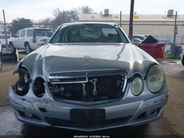 44224125 :رقم المزاد ، WDBUF72X07B065267 vin ، 2007 Mercedes-benz E 550 مزاد بيع