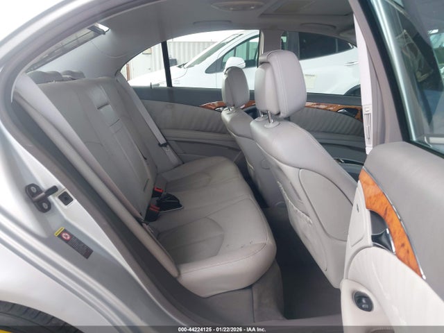 2007 MERCEDES-BENZ E 550 WDBUF72X07B065267 Photo 7