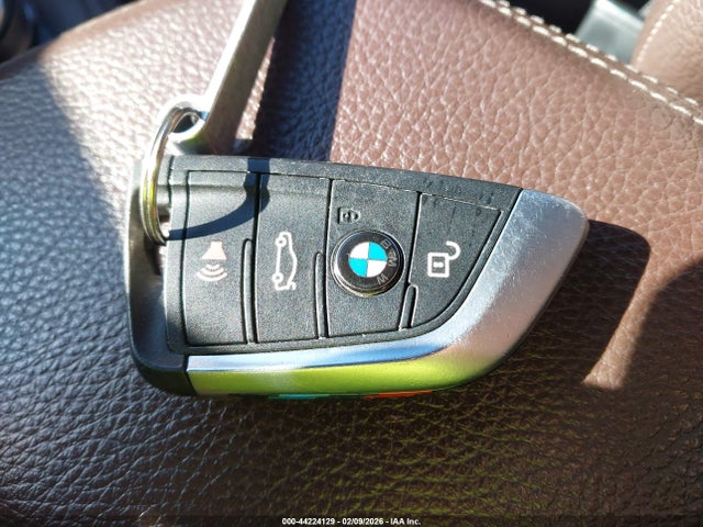 BMW X1 Xdrive28i 2016 WBXHT3C33G5F67436 Image 11