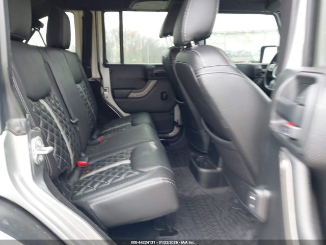 1C4BJWDG7HL512283 Jeep Wrangler Unlimited Sport 4x4