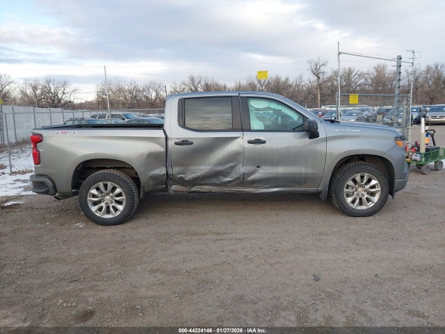 1GCPDBEKXRZ127615 Chevrolet Silverado 1500 4wd Short Bed Custom
