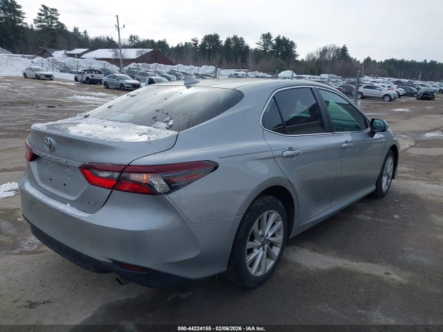 4T1C11AK4MU456979 Toyota CAMRY LE