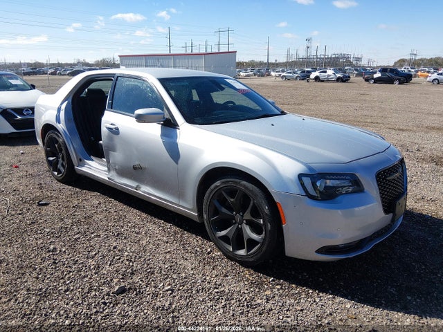 Продаж на аукціоні авто 2021 Chrysler 300 300s, vin: 2C3CCABG6MH595785, номер лоту: 44224161