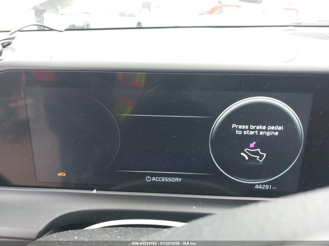 KNDER2AA7R7560505 KIA SELTOS EX