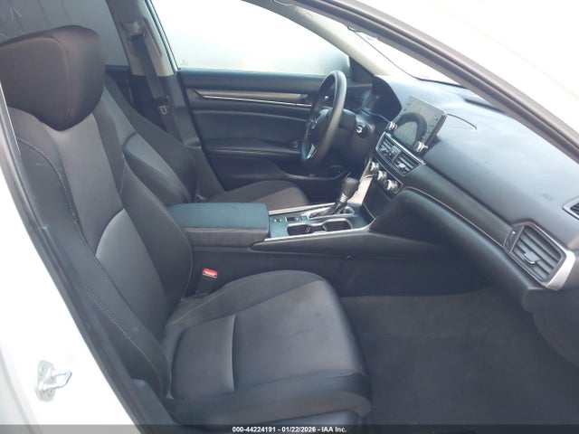 1HGCV1F17MA015214 Honda ACCORD LX