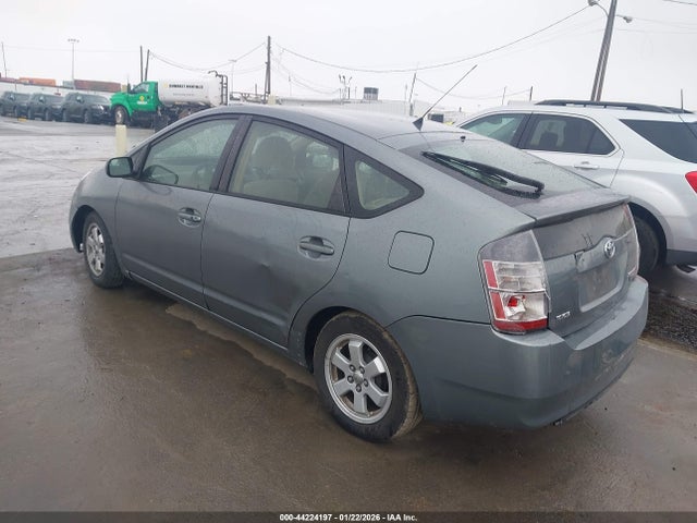 2005 Toyota Prius მანქანა იყიდება აუქციონზე, vin: JTDKB20U853037305, აუქციონის ნომერი: 44224197