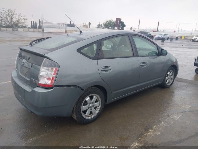 2005 Toyota Prius მანქანა იყიდება აუქციონზე, vin: JTDKB20U853037305, აუქციონის ნომერი: 44224197