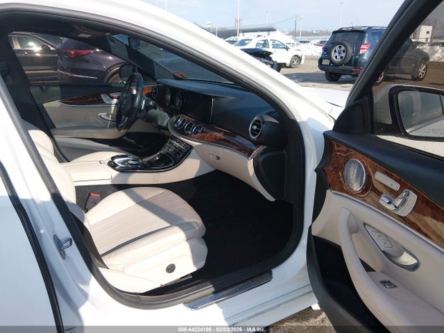 Aukcja sprzedaży 2017 Mercedes-benz E 300 4matic, vin: WDDZF4KB2HA232784, numer aukcji: 44224198