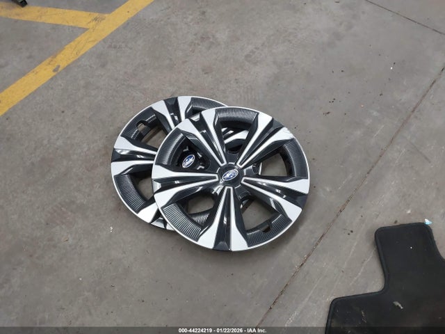JTMABABAXRA082711 Subaru Solterra Premium