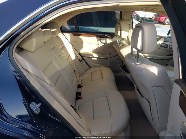 44224224 :رقم المزاد ، WDDHF5KB7EA779272 vin ، 2014 Mercedes-benz E 350 مزاد بيع