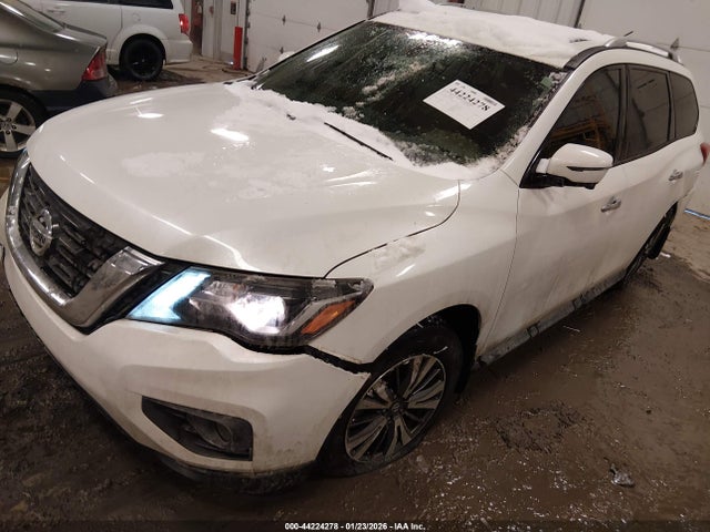2017 Nissan Pathfinder Sl მანქანა იყიდება აუქციონზე, vin: 5N1DR2MM7HC600939, აუქციონის ნომერი: 44224278