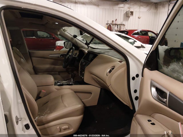 2017 Nissan Pathfinder Sl მანქანა იყიდება აუქციონზე, vin: 5N1DR2MM7HC600939, აუქციონის ნომერი: 44224278