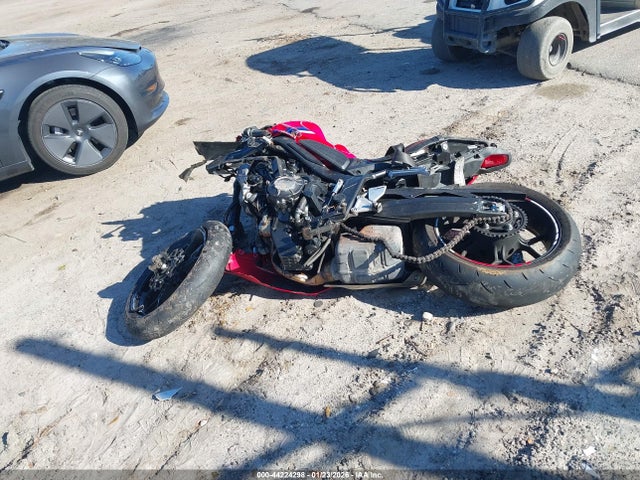 MLHRH1554S5100180 Honda CBR650 R