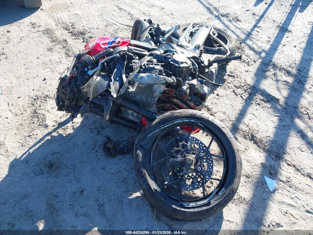 MLHRH1554S5100180 Honda CBR650 R