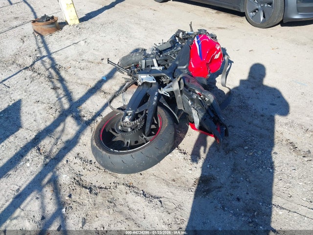 MLHRH1554S5100180 Honda CBR650 R
