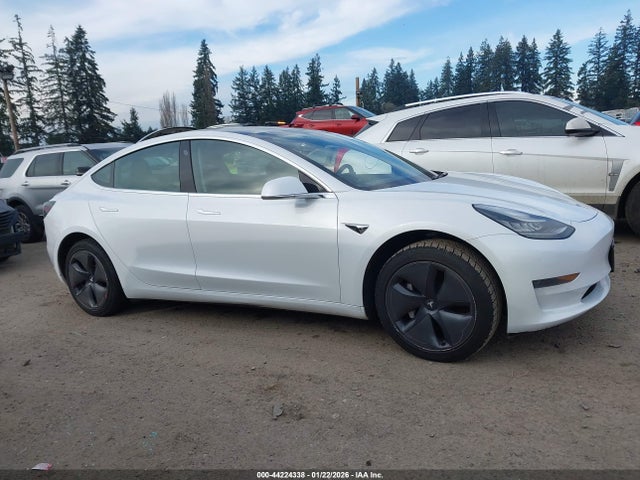 Продаж на аукціоні авто 2019 Tesla Model 3 Long Range/mid Range/standard Range/standard Range Plus, vin: 5YJ3E1EAXKF485032, номер лоту: 44224338