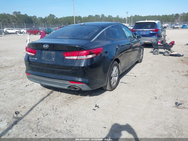 5XXGT4L31GG031558 KIA Optima Lx