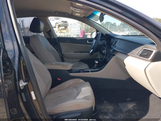 5XXGT4L31GG031558 KIA Optima Lx