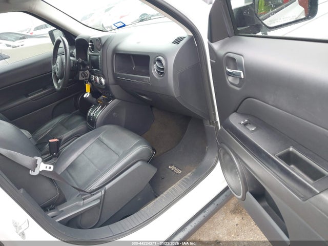 Jeep Patriot High Altitude Edition 2015 1C4NJPFA7FD418889 Image 5