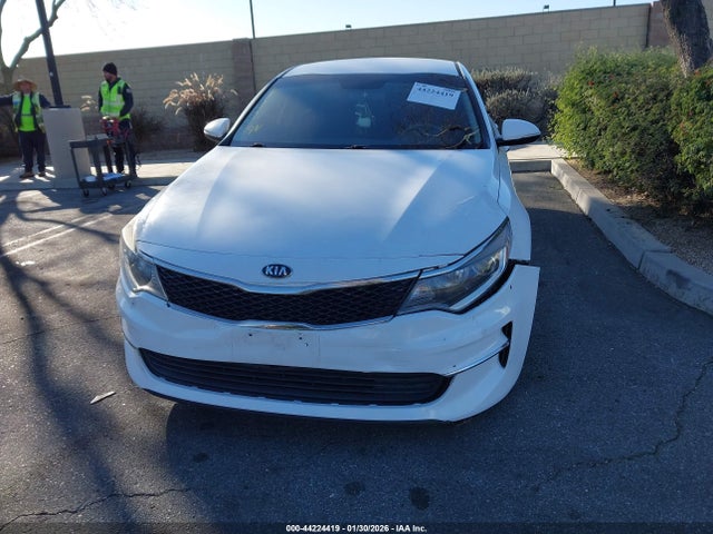 5XXGT4L34JG259755 KIA Optima Lx