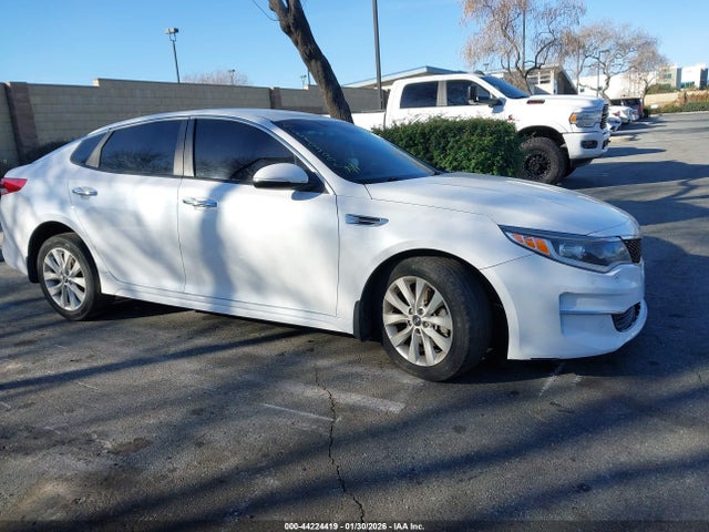 5XXGT4L34JG259755 KIA Optima Lx