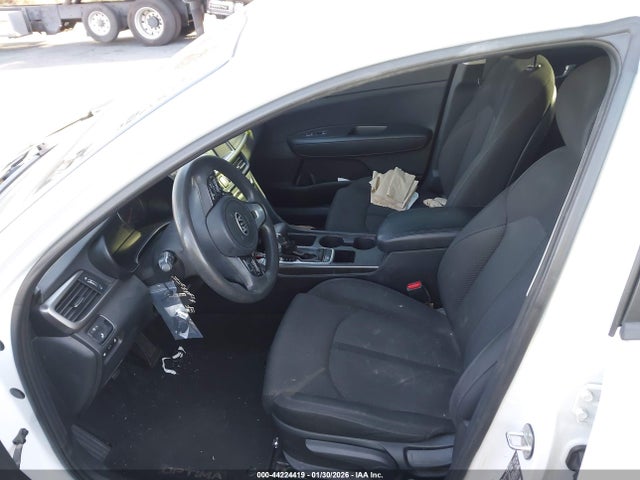 5XXGT4L34JG259755 KIA Optima Lx