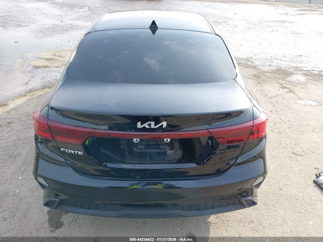 2023 Kia Forte Lxs მანქანა იყიდება აუქციონზე, vin: 3KPF24AD0PE607675, აუქციონის ნომერი: 44224422