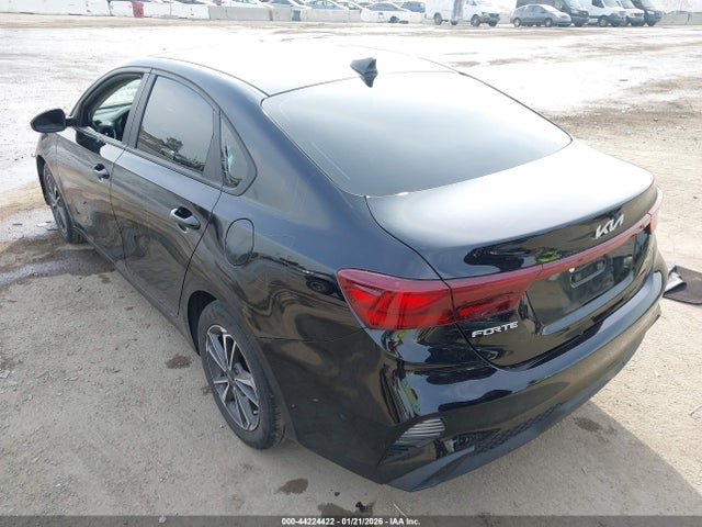 2023 Kia Forte Lxs მანქანა იყიდება აუქციონზე, vin: 3KPF24AD0PE607675, აუქციონის ნომერი: 44224422