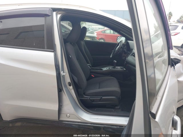 3CZRU5H15NM736033 Honda Hr-v 2wd Sport