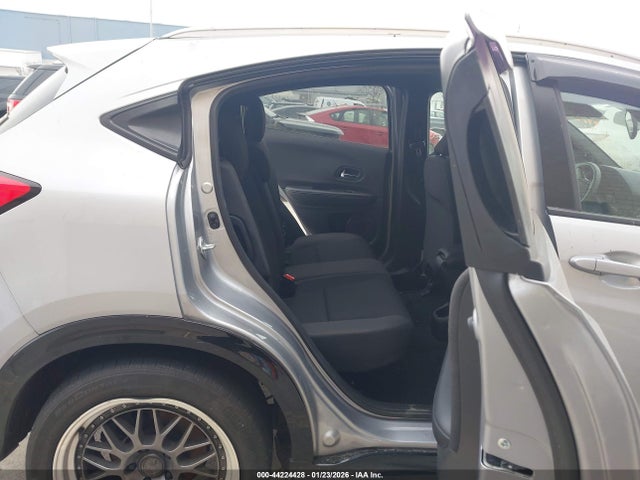 3CZRU5H15NM736033 Honda Hr-v 2wd Sport