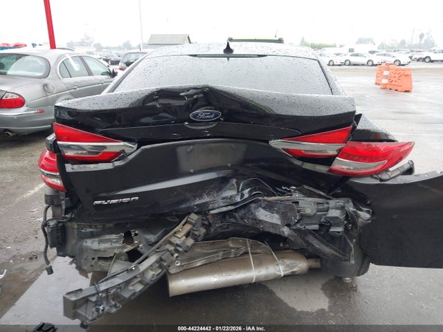 3FA6P0LU9KR278523 Ford Fusion Hybrid Se