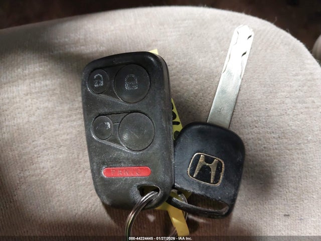 2004 Honda Odyssey Ex მანქანა იყიდება აუქციონზე, vin: 5FNRL18834B125760, აუქციონის ნომერი: 44224445