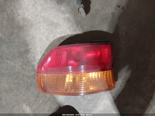 2004 Honda Odyssey Ex მანქანა იყიდება აუქციონზე, vin: 5FNRL18834B125760, აუქციონის ნომერი: 44224445