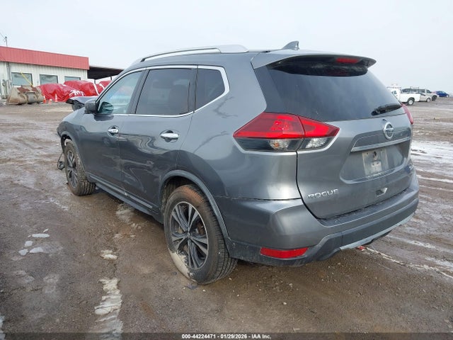 JN8AT2MV4JW318428 Nissan Rogue Sl