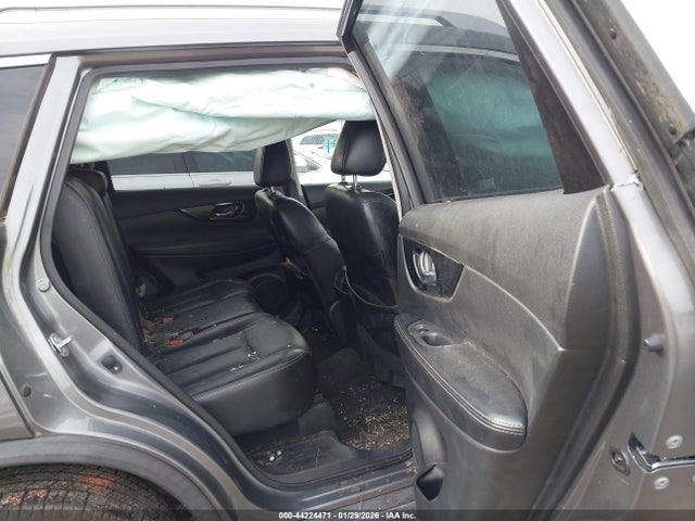 JN8AT2MV4JW318428 Nissan Rogue Sl