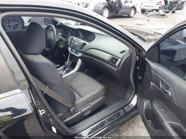 Aukcja sprzedaży 2015 Honda Accord Lx, vin: 1HGCR2F36FA210932, numer aukcji: 44224499