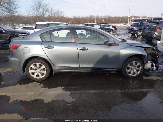 44224500 :رقم المزاد ، JM1BL1UP4D1796474 vin ، 2013 Mazda Mazda3 I Sport مزاد بيع
