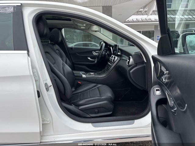 2017 MERCEDES-BENZ C 300 55SWF4KB3HU179385 Photo 4