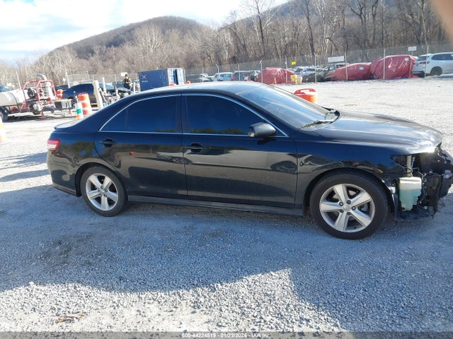 2010 Toyota Camry Se მანქანა იყიდება აუქციონზე, vin: 4T1BF3EKXAU035055, აუქციონის ნომერი: 44224519