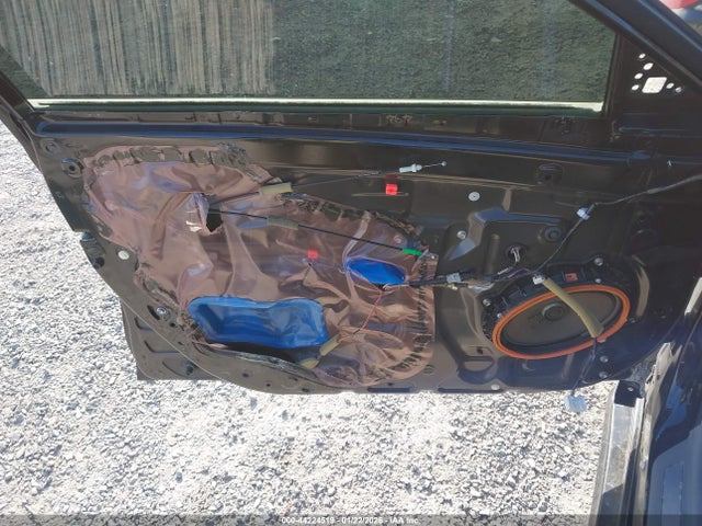2010 Toyota Camry Se მანქანა იყიდება აუქციონზე, vin: 4T1BF3EKXAU035055, აუქციონის ნომერი: 44224519