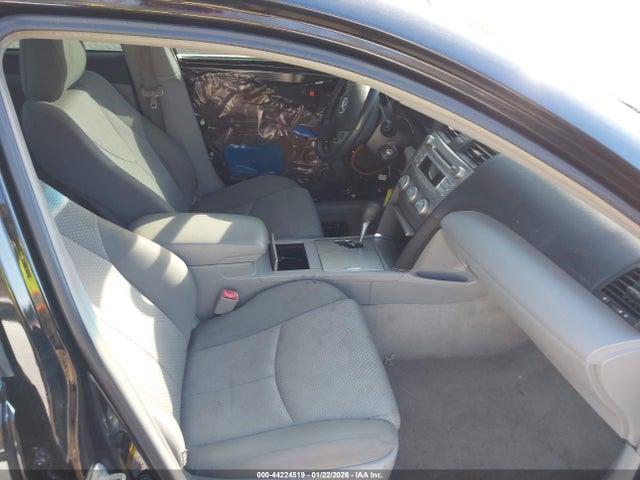 2010 Toyota Camry Se მანქანა იყიდება აუქციონზე, vin: 4T1BF3EKXAU035055, აუქციონის ნომერი: 44224519