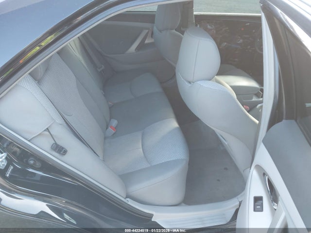 2010 Toyota Camry Se მანქანა იყიდება აუქციონზე, vin: 4T1BF3EKXAU035055, აუქციონის ნომერი: 44224519