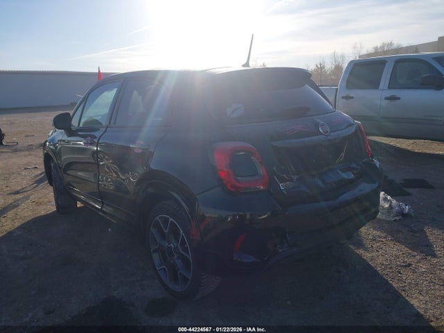 2021 FIAT 500X ZFBNF3C12MP895212 Photo 2
