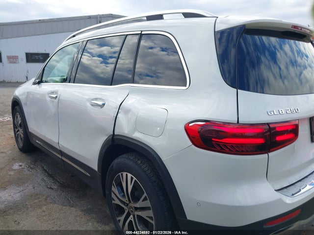 W1N4M4GB0RW377550 Mercedes-Benz GLB 250