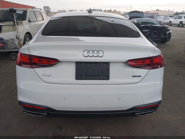 44224597 :رقم المزاد ، WAUCBCF5XPA034217 vin ، 2023 Audi A5 Sportback Premium Plus مزاد بيع