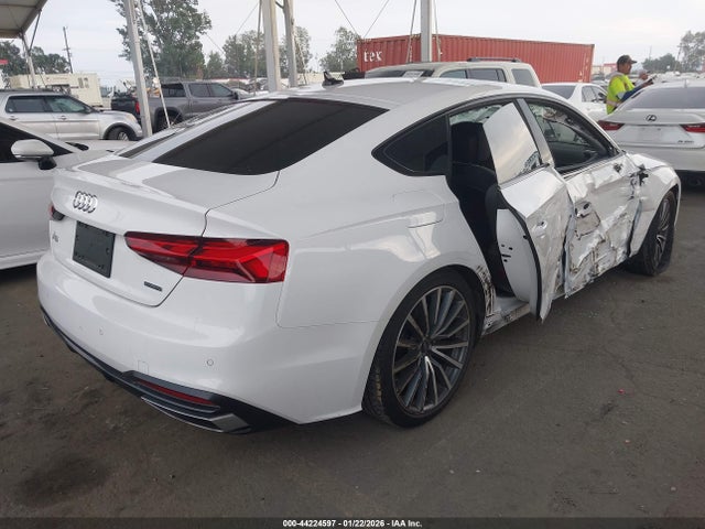 44224597 :رقم المزاد ، WAUCBCF5XPA034217 vin ، 2023 Audi A5 Sportback Premium Plus مزاد بيع