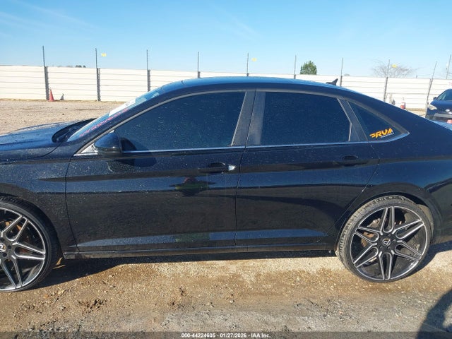3VWC57BU9MM064268 Volkswagen Jetta 1.4t R-line/1.4t S/1.4t Se