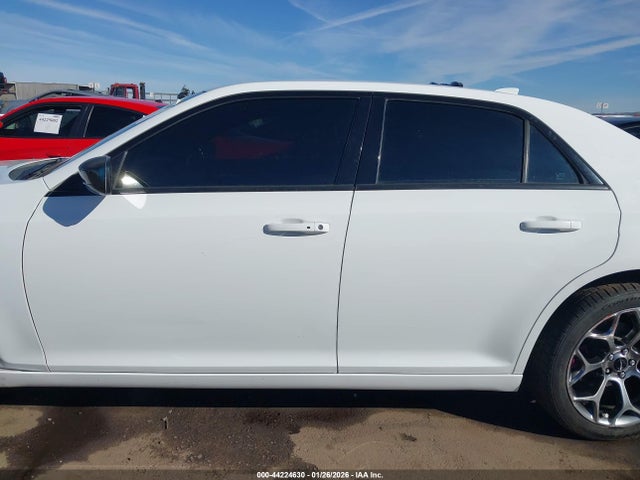2C3CCABG1JH227235 Chrysler 300 300s