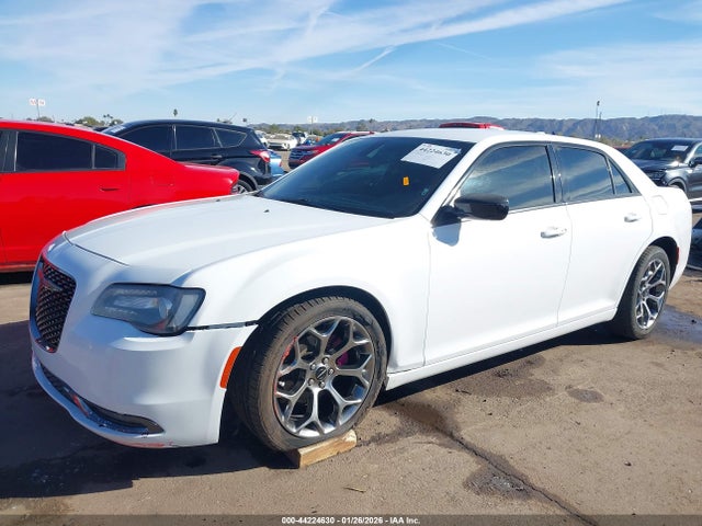 2C3CCABG1JH227235 Chrysler 300 300s