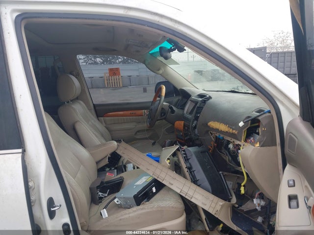 2004 LEXUS GX 470 JTJBT20X540062540 Photo 4